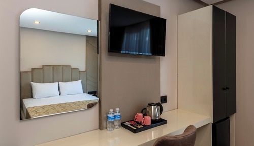 Deluxe Double or Twin Room, City View