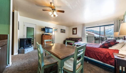 Condo, 1 Bedroom