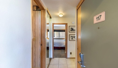 Condo, 1 Bedroom