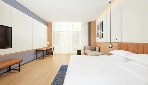Room, 1 King Bed with Sofa bed, Garden View