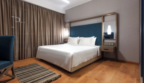 Standard Suite, City View