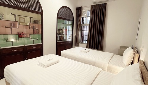 Classic Twin Room