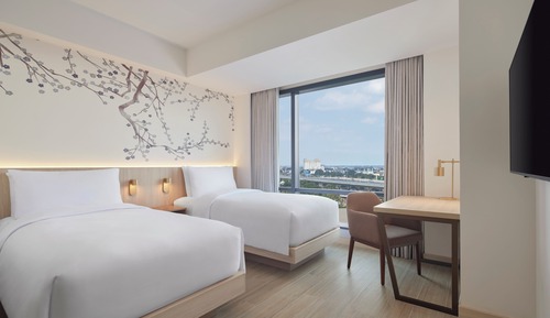 Deluxe Room, 2 Double Beds, City View
