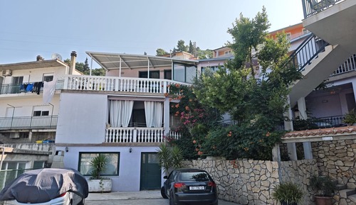 Apartment (Three Bedroom Apartment)