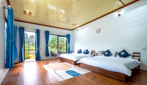 Quadruple Room, Patio, Mountain View