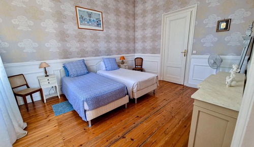 Family Room, Garden View