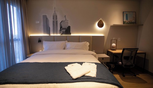 Luxury Suite