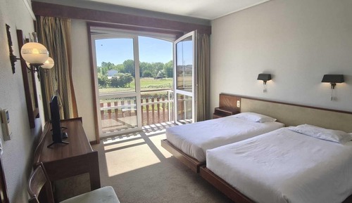 Classic Double Room, Garden View