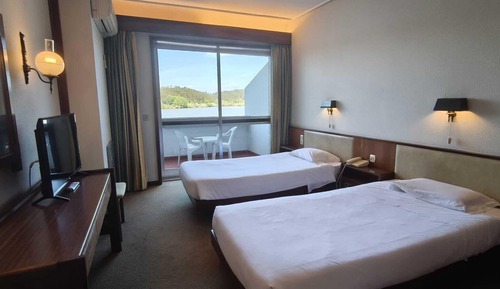 Classic Double Room, Lagoon View