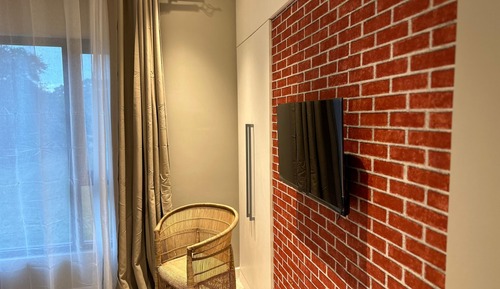 Deluxe Room, 1 King Bed, Private Bathroom