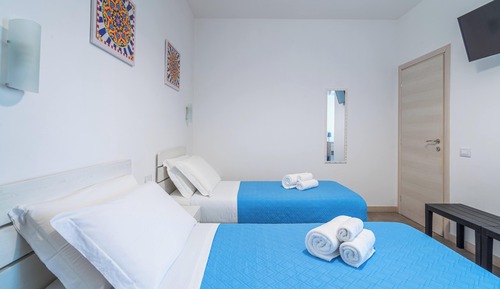 Double or Twin Room, Housekeeping, City View