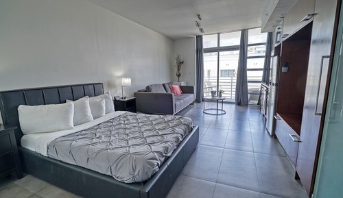 Comfort Studio Suite, Kitchenette, Beach View