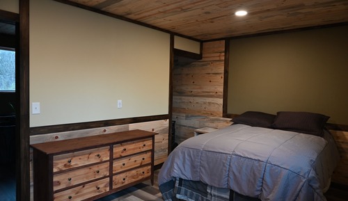 Standard Cabin, Multiple Beds