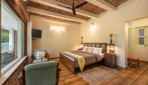 Superior Room, Balcony, Lake View