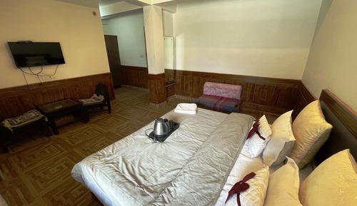 Family Suite, Balcony, Mountain View