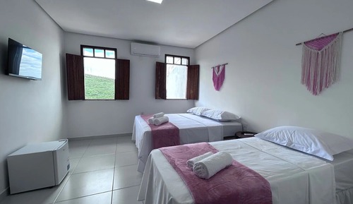 Comfort Suite, Courtyard View