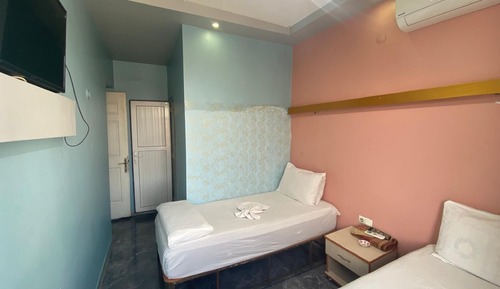 Basic Twin Room