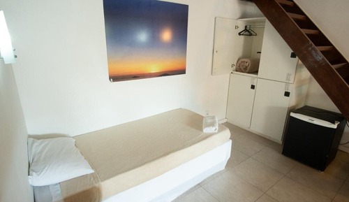 Family Room, 1 Bedroom