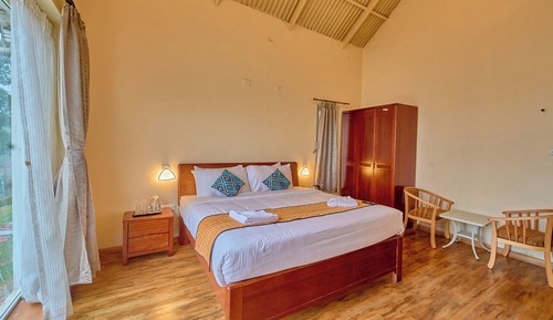 Tea Tree Glass view room