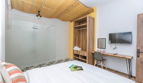 Family Room, Multiple Beds, Patio