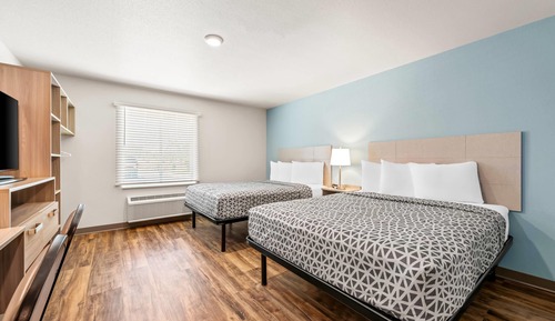 Suite, 2 Queen Beds, Non Smoking