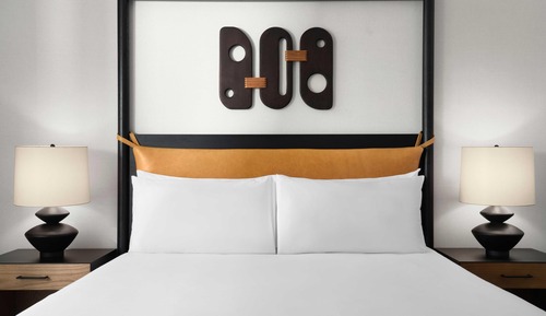 Room, 1 King Bed, Accessible (Hearing)
