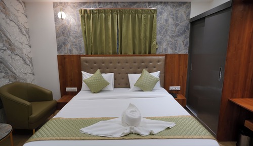 Deluxe Double Room, Balcony, City View