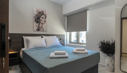 Executive Suite, City View