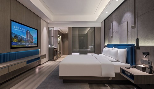 Superior Room, 1 King Bed