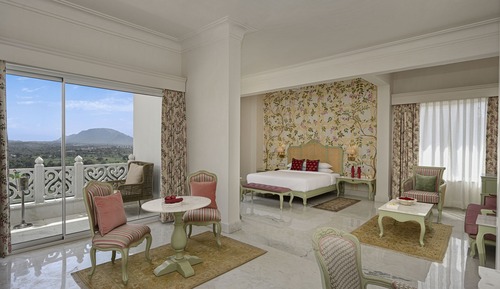 Suite, Balcony, Hill View