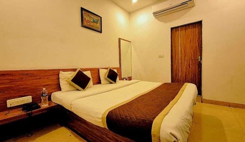 Deluxe Double Room, City View