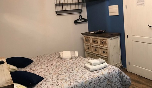 Family Triple Room, Private Bathroom, Courtyard View (una gran ducha)