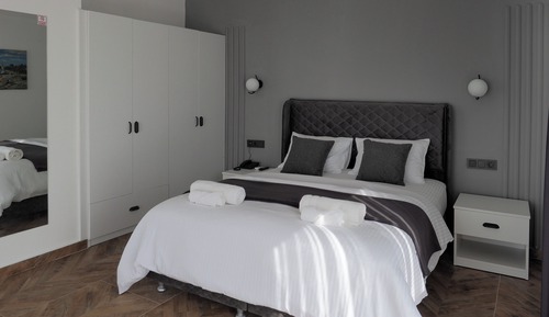 Honeymoon Room, Sea Facing
