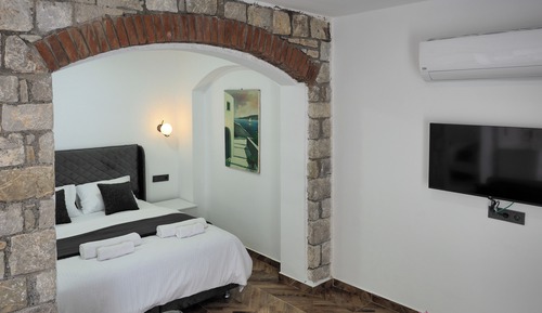 Junior Room, Sea Facing