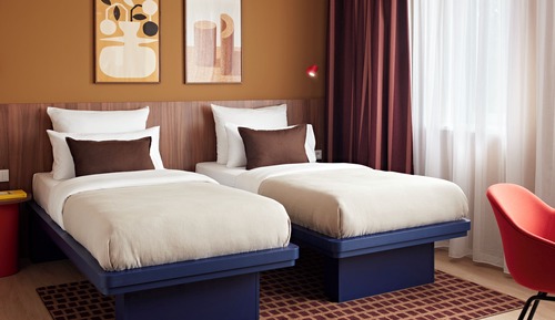 Large Studio, Kitchenette - Twin Beds