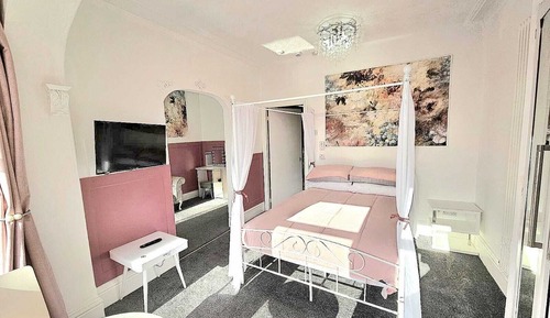 Deluxe Double Room, Partial Sea View