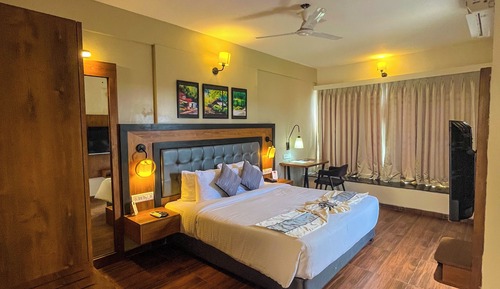 Premier Room