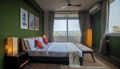 Panoramic Suite, Balcony, Hill View