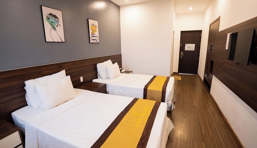 Superior Twin Room, City View