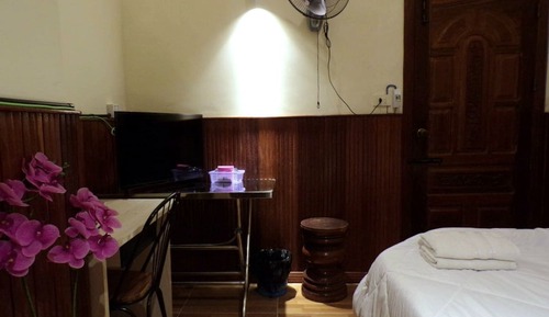 Basic Apartment