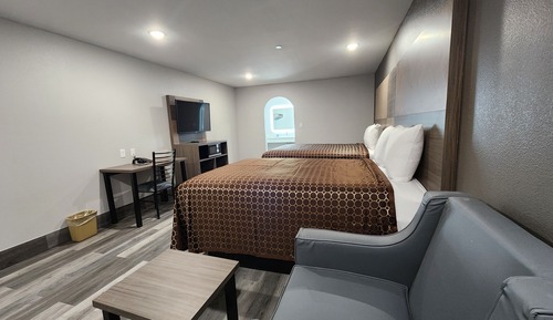Deluxe Room, 2 Queen Beds, Non Smoking, Kitchenette