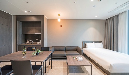 Oceanlake View Deluxe Family Suite