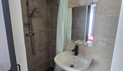 Classic Quadruple Room