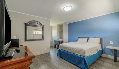 Room, 1 Queen Bed, Non Smoking