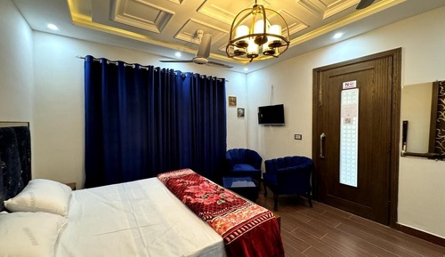 Family Double Room, City View