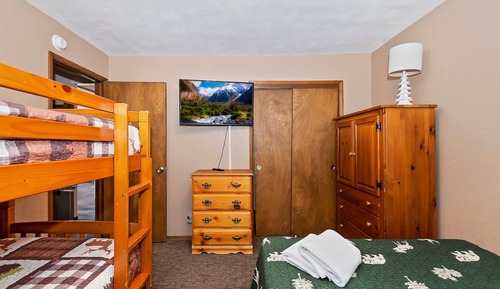 Signature Cabin, 3 Bedrooms, Hot Tub, Mountain View