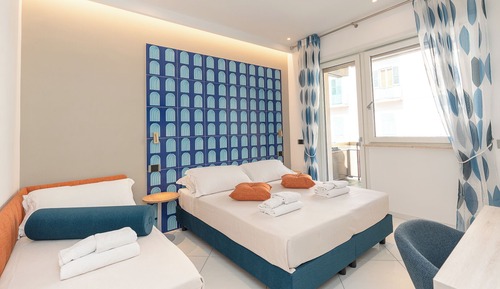 Deluxe Triple Room, Balcony, Sea View