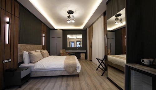 Elite Studio Suite