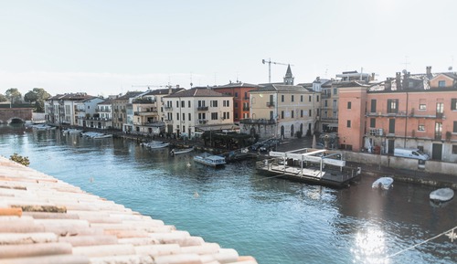 Deluxe Suite, Balcony, Canal View