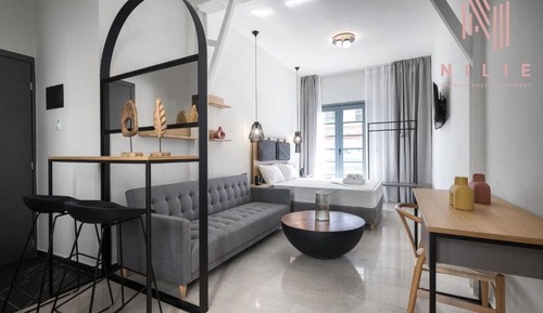 Studio Suite, Balcony